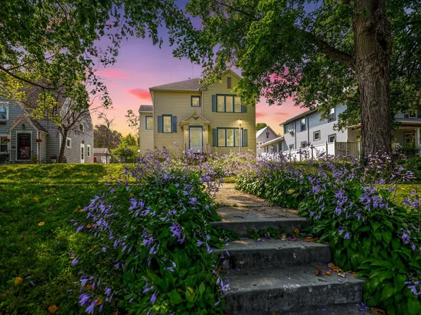 223 2nd St NW, Faribault, MN 55021