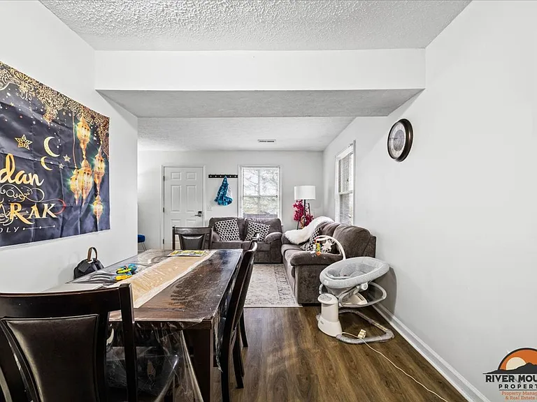 1475 Sandy Cir — Photo 4
