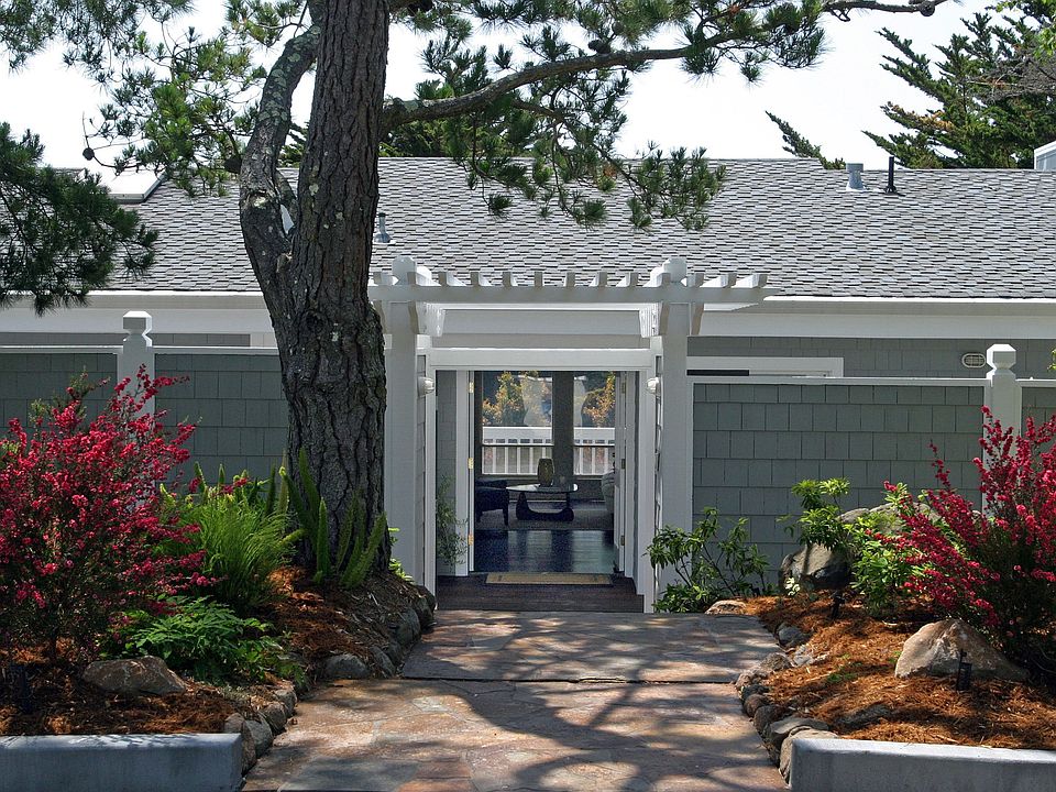 Private, gated entry