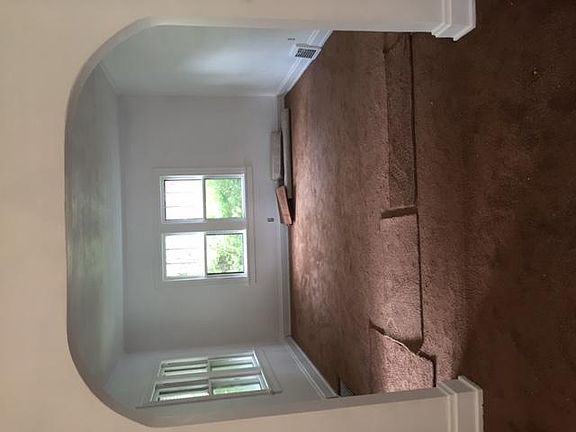 2nd image of 107 N Rockford Ave