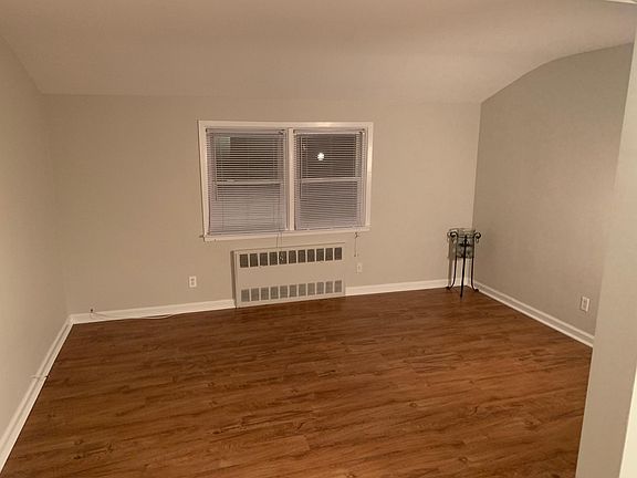 4th image of 106 Mann Ave Floor 2