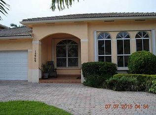 15909 SW 66th Ter, Miami, FL 33193