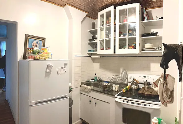 Rented by Brooklyn Real Estate Services | media 27