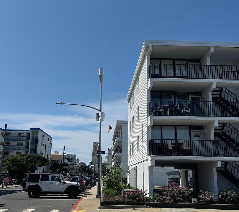 2nd image of 9 127th St #201