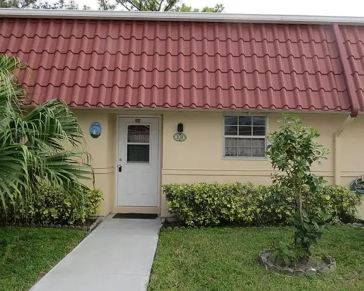 108 Amherst Ln #108 — Photo 1