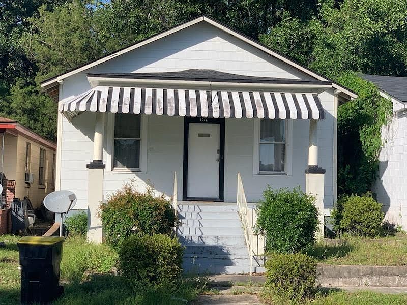 2nd image of 1014 W 39th St