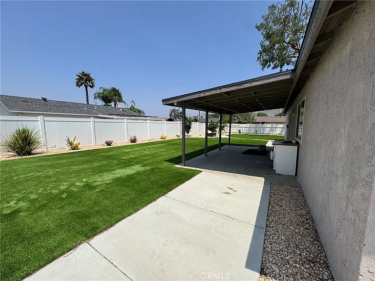 1792 N Ann St — Photo 45