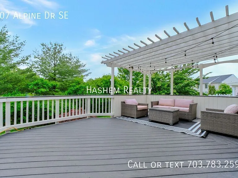 207 Alpine Dr SE — Photo 27