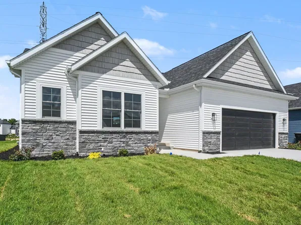 11377 Albany Ridge Dr, Osceola, IN 46561