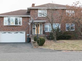 111 Lenox Ave, Dumont, NJ 07628