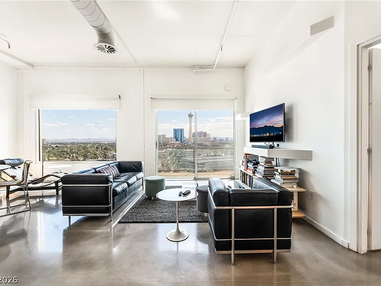 900 Las Vegas Blvd N #911 — Photo 12