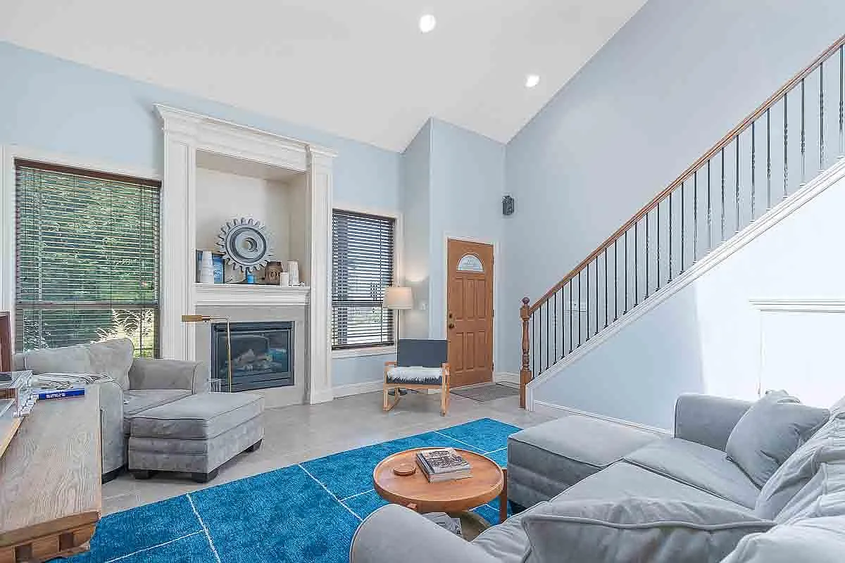 2 bed, 2.5 bath, 1568 sqft, $2,500 — Photo 2