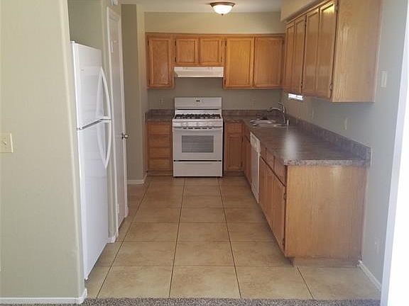 4th image of 8140 Hydra Ln