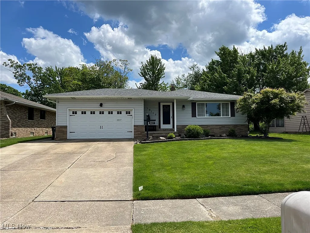 10117 Vienna Dr photo 1