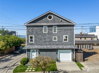 3849 59th Ave SW, Seattle, WA 98116