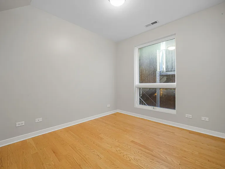 1541 N Bosworth Ave #PENTHOUSE — Photo 19
