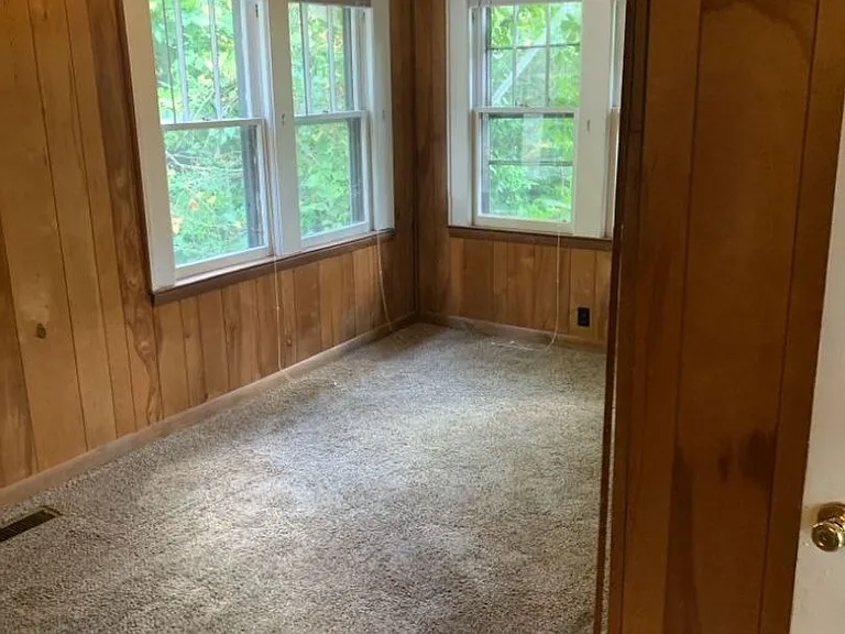 1933 Fenwood Dr — Photo 15