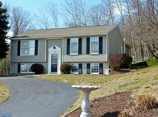 721 Suzanne Dr, Coatesville, PA 19320
