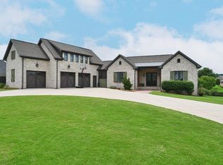 2217 Deer Run Dr SW, Cullman, AL 35057