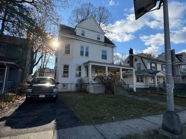165 4th Ave, East Orange City, NJ 07017
