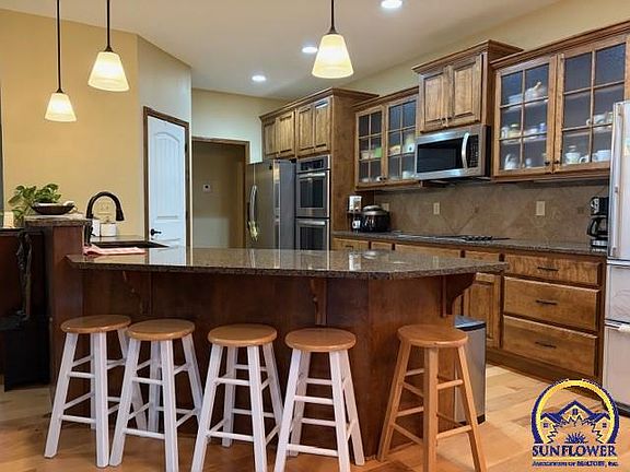 5th image of 4420 SW Shenandoah Rd