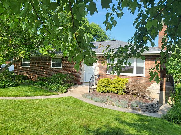 2nd image of 921 Sunglow Dr