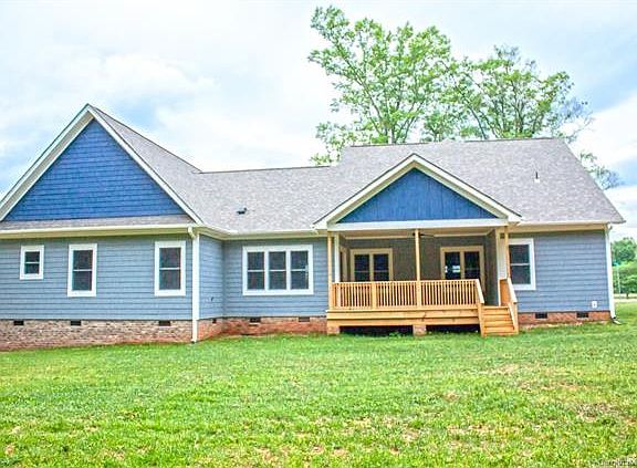 3rd image of 105 Jess Ct