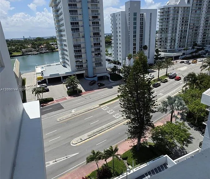 5825 Collins Ave #9C — Photo 45