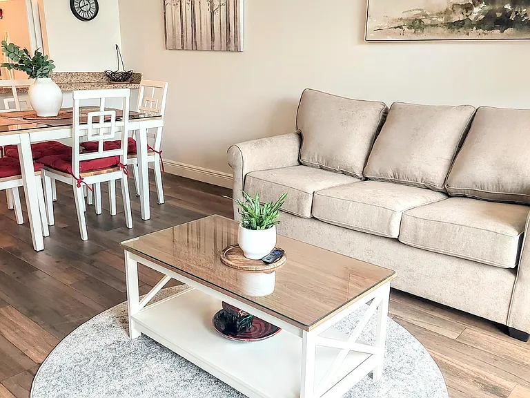 1830 Embassy Dr #306 — Photo 4