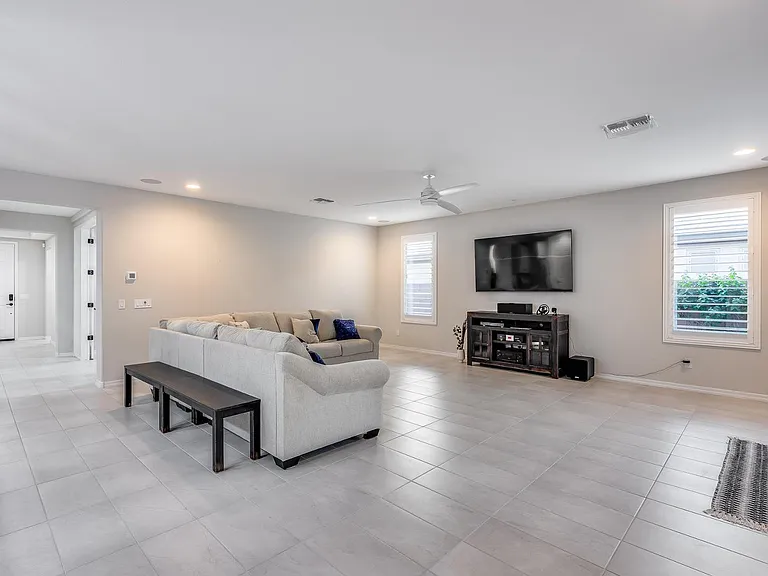 7308 W Tombstone Trl — Photo 37