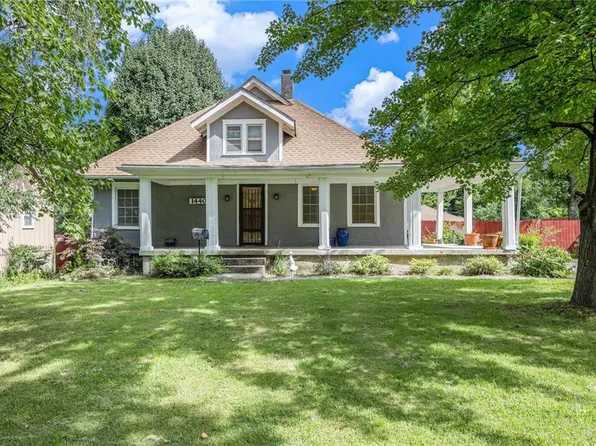 1440 E 78th St, Kansas City, MO 64131