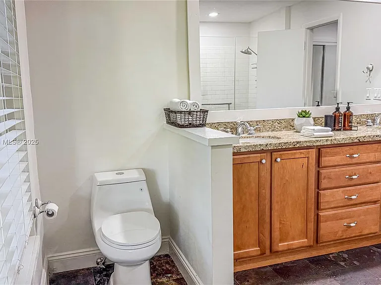 10134 Boca Woods Ln — Photo 6