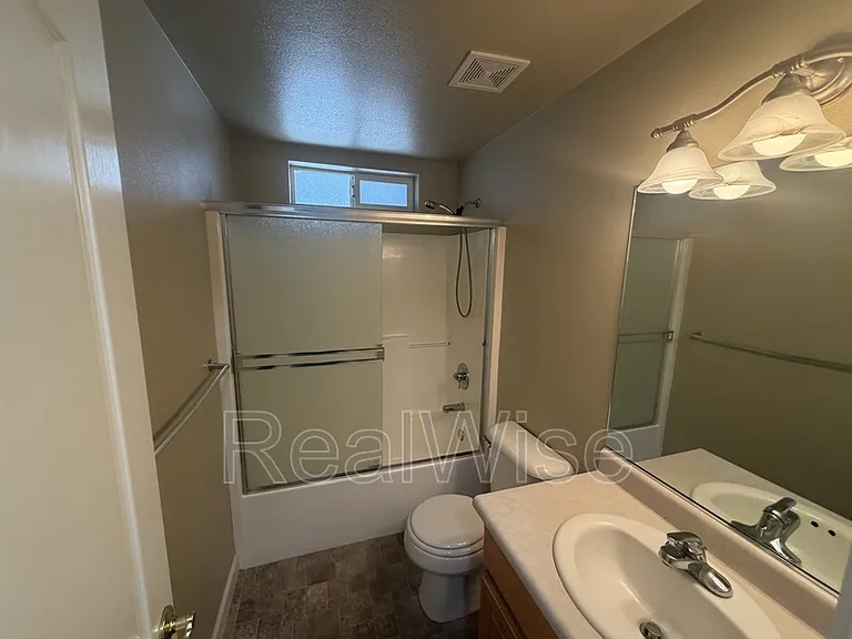 1679 George Tweed Blvd — Photo 14
