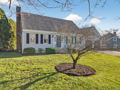 5 Laura Ln, Fairhaven, MA, 02719