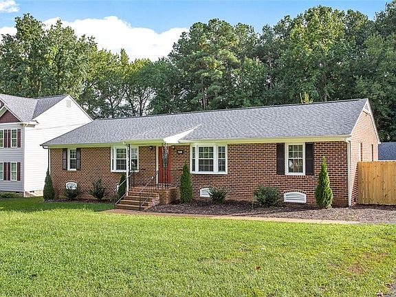 2nd image of 7439 Laneview Dr