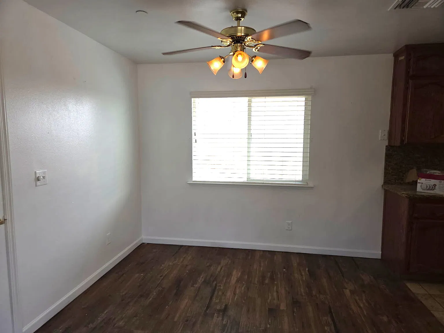 3 bed, 1700 sqft, $2,000 — Photo 4