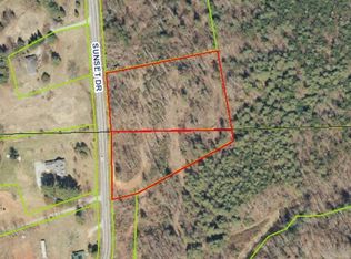 1012 Sunset Dr, North Wilkesboro, NC 28659