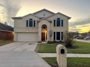7435 Superior Dr, Baytown, TX 77521