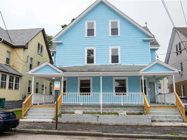 362 2nd Ave, Woonsocket, RI 02895