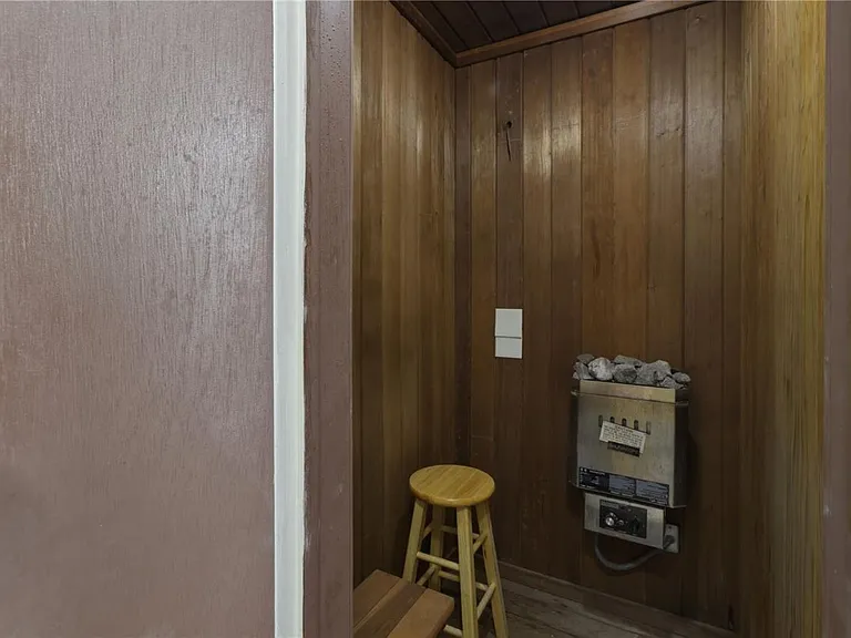 2060 Marilyn St #207 — Photo 33