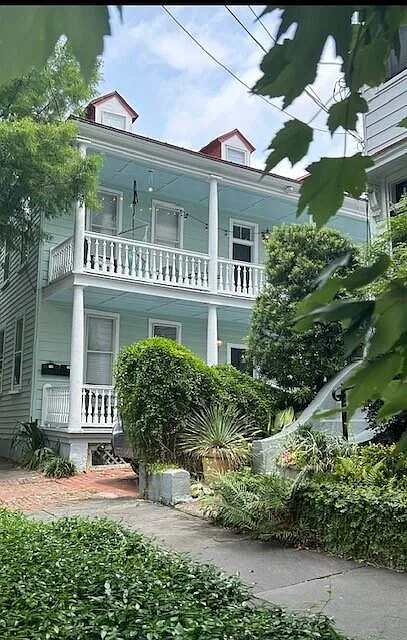 1 bed, 1.0 bath, 500 sqft, $1,995 — Photo 2