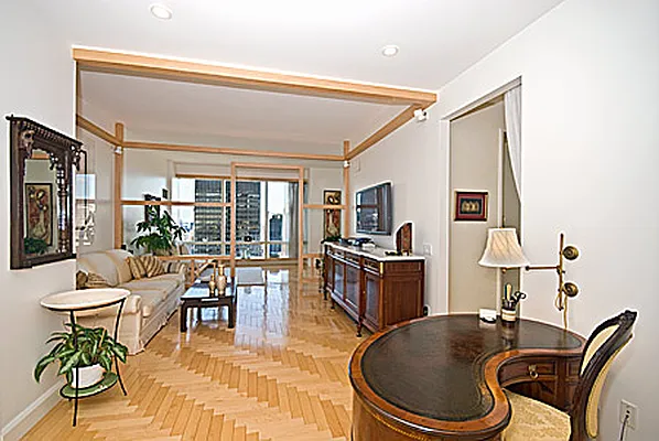 Sold by Trump International Realty | media 23