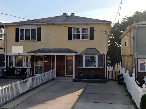 518 119th St, Flushing, NY 11356