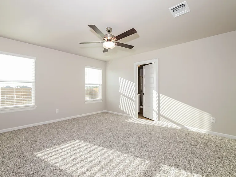 12724 Carrara Ln — Photo 11