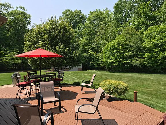 5th image of 1330 Sharrott Creek Dr