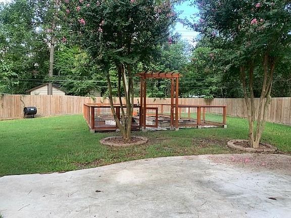 3rd image of 1902 Running Springs Dr