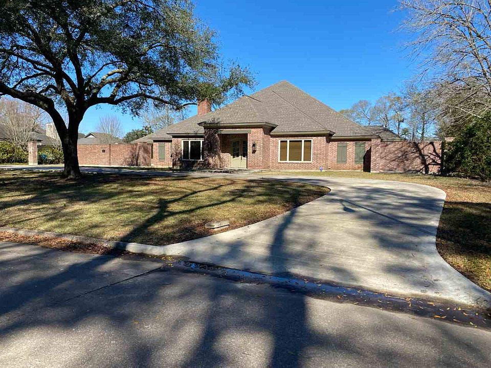 13 Bayou Bend Pl Beaumont TX 77706 Zillow