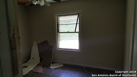 5th image of 1602 NW 22nd St