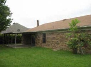 7004 Windhaven Rd, North Richland Hills, TX 76182