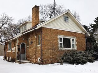 7112 20th Ave, Kenosha, WI 53143